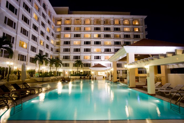 HOTEL EQUATORIAL HO CHI MINH CITY (Thành phố Hồ Chí Minh) - Đánh giá Khách sạn & So sánh giá - Tripadvisor