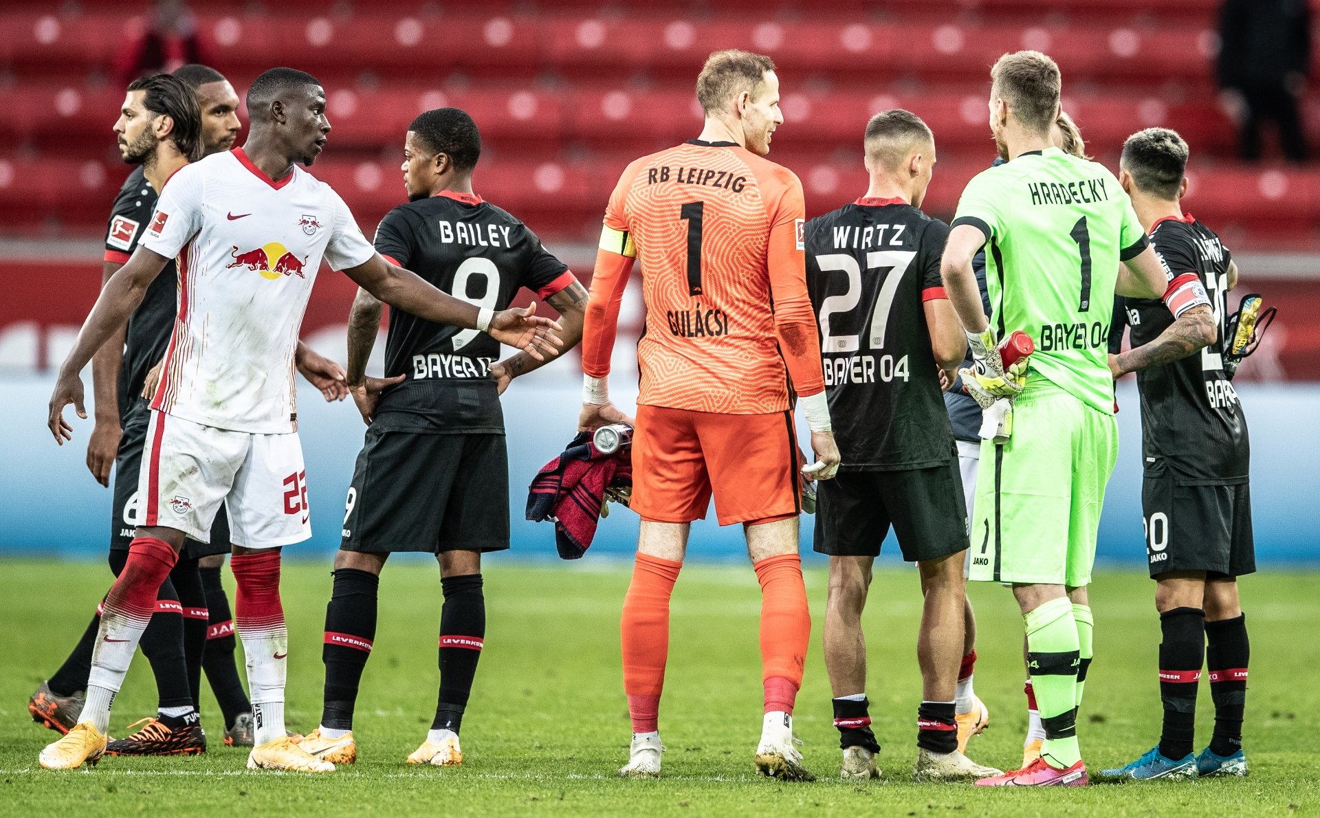 RB Leipzig – Bayer Leverkusen (00h30 ngày 31/1): Không được phép thua